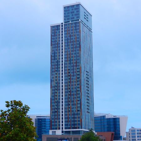 Mimino Apartment Deluxe First Line บาทูมิ ภายนอก รูปภาพ