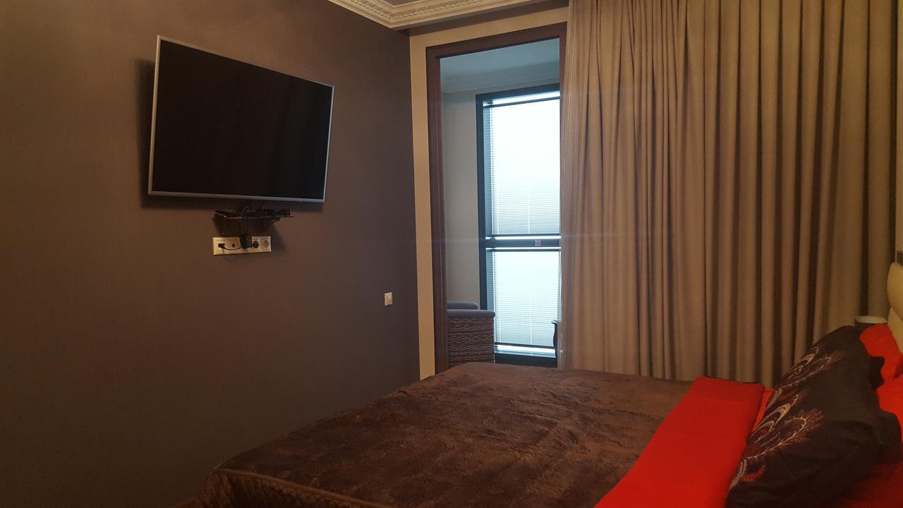 Mimino Apartment Deluxe First Line บาทูมิ ภายนอก รูปภาพ