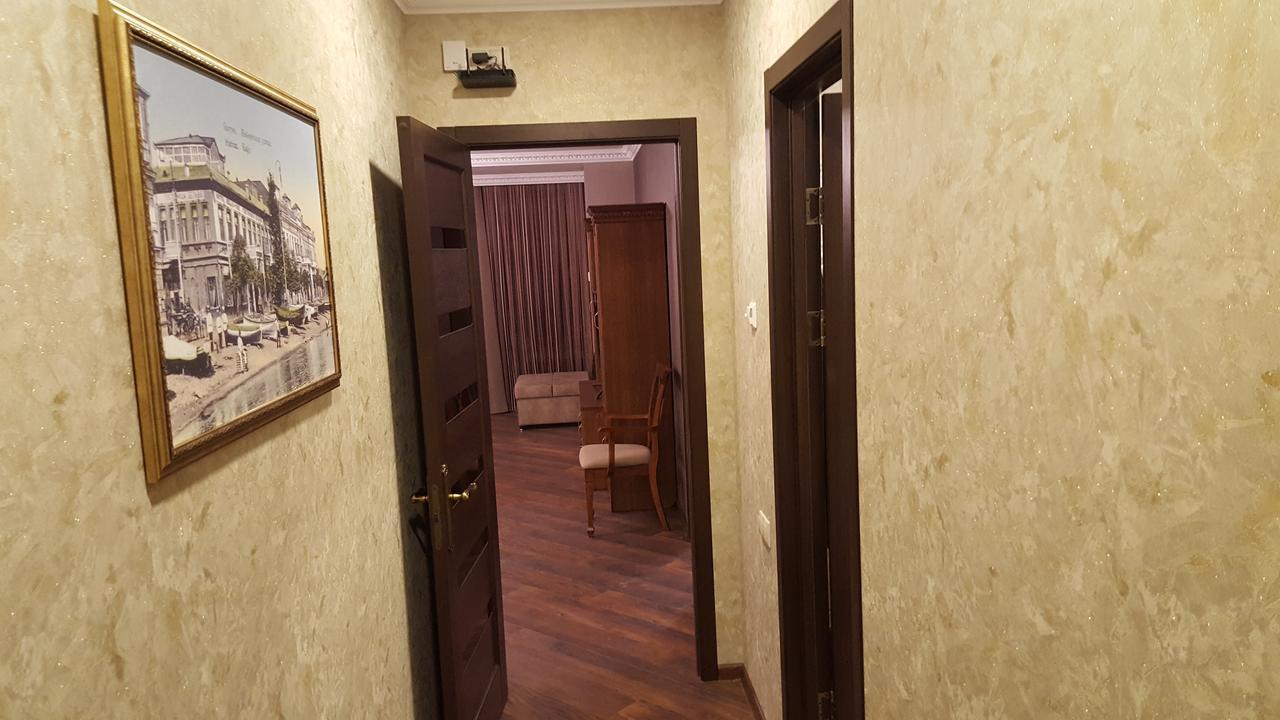 Mimino Apartment Deluxe First Line บาทูมิ ภายนอก รูปภาพ